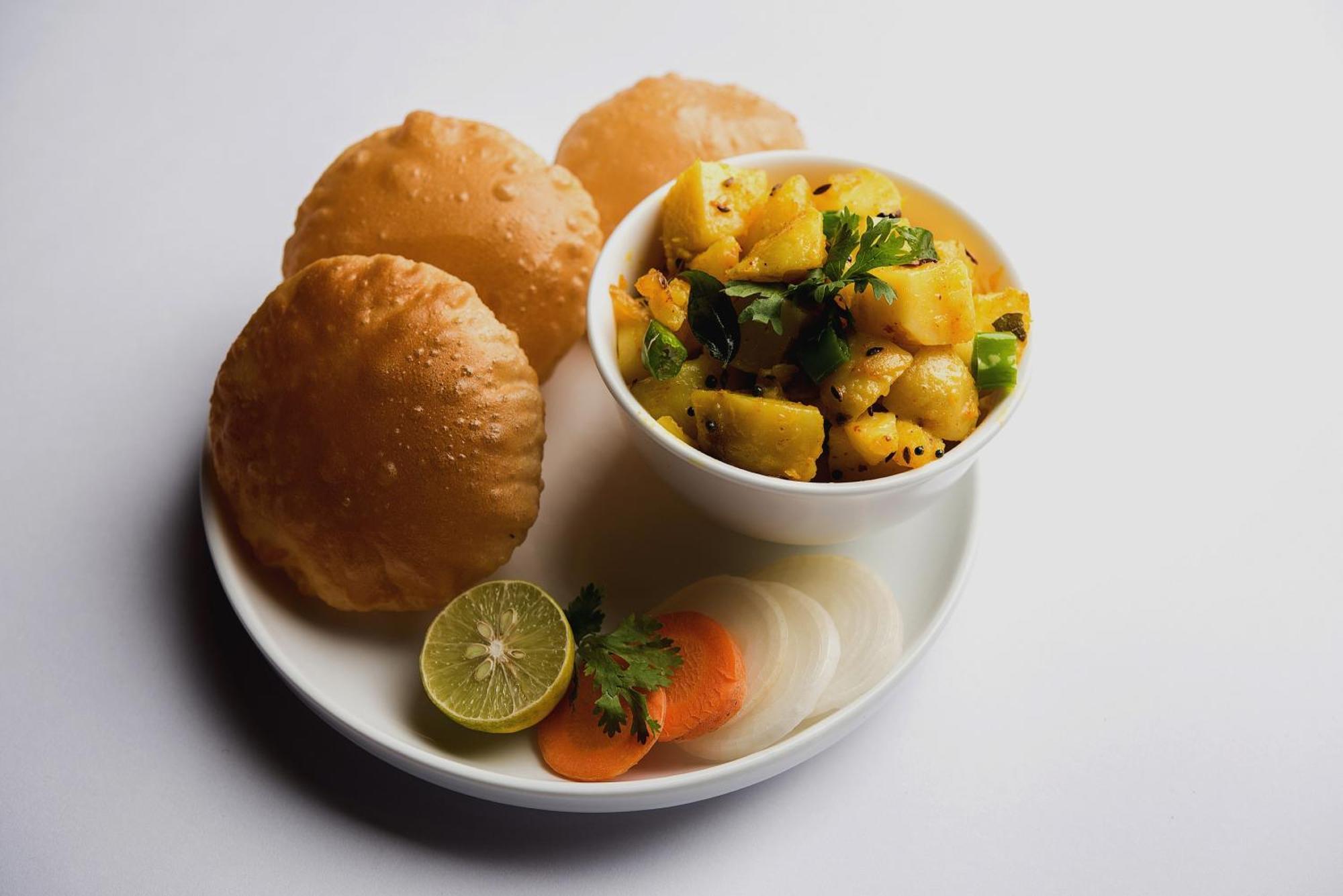 Super Collection O Le Noida Hotel Near Sector 76 Metro Station Bagian luar foto